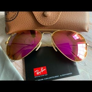 Ray Ban Aviator Sunglasses Pink Gold 58mm NWOT